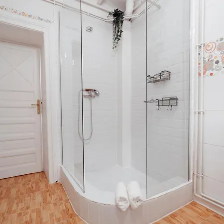 Luxe Art 88 Ultra Boekarest