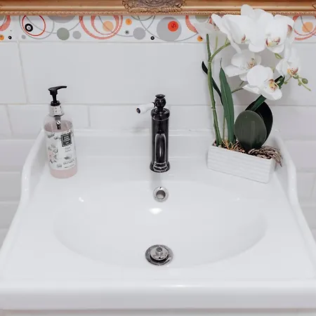 Luxe Art 88 Ultra Boekarest