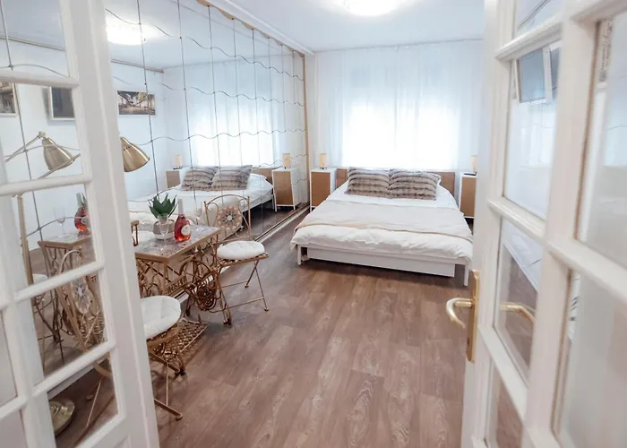 Luxe Art 88 Ultra * Bukarest